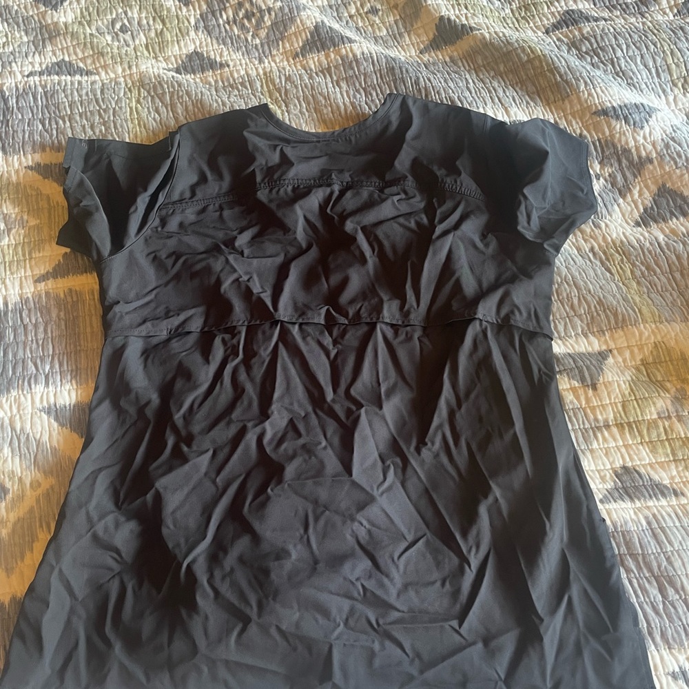 Carhart scrub top - Picture 3 of 3